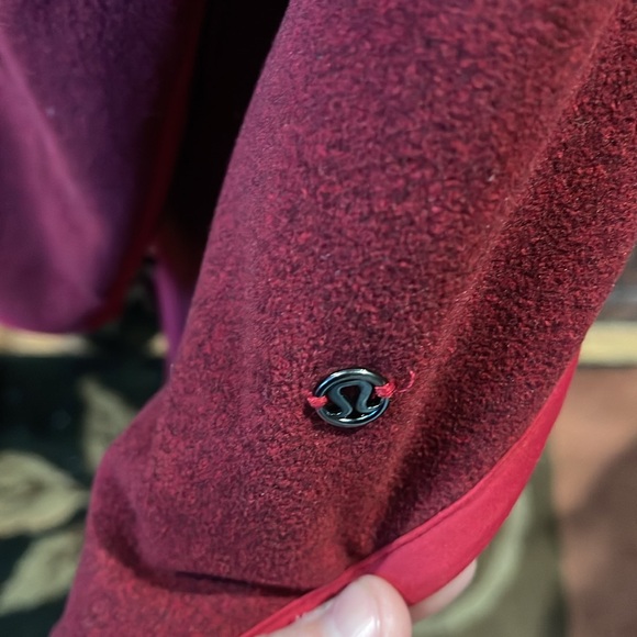 Lululemon Red Fleece Wrap cardigan jacket size 8 - Picture 3 of 7